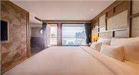 Tour Du Thuyền Ambassador Vịnh Hạ Long 1 Ngày